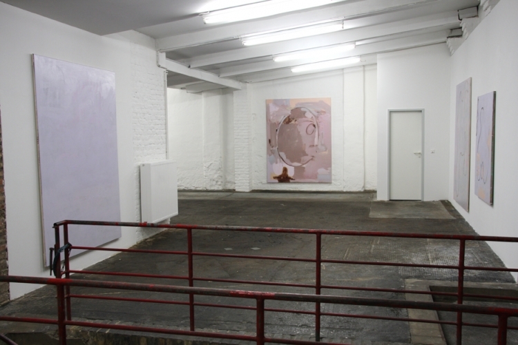 <p>amuse</p><p> </p><p>2010</p><p>Exhibition view</p><p>Cruise & Callas</p>